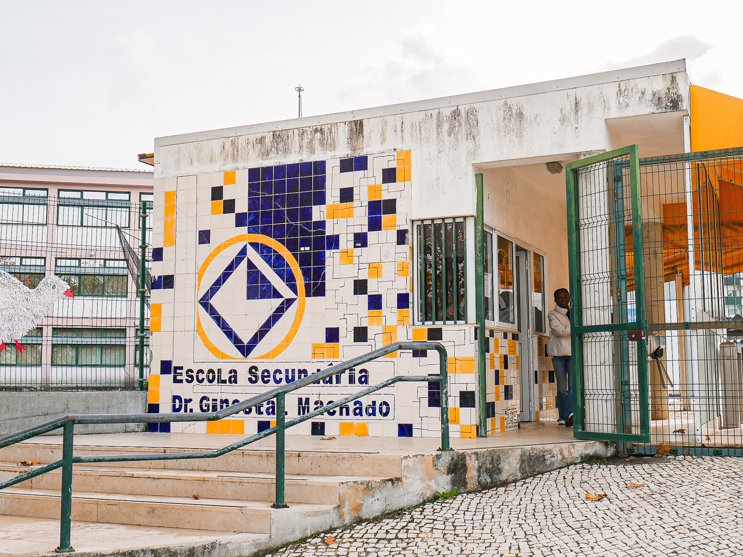 Escola Secundária Dr. Ginestal Machado